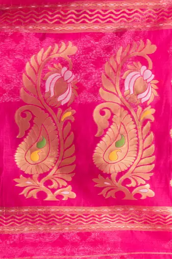 Desh Bidesh Mayur Pekham Zari Work Resham Dhakai Jamdani Pure Cotton Handloom Saree Without Blouse