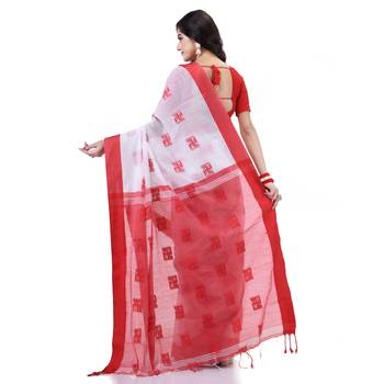 White handloom cotton blend saree swastik design with blouse piece 2