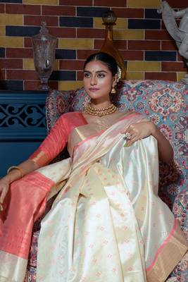 Soft Tusser Silk With All Over Bandhani Style Butti Weaves & Kantha Stich Border 3