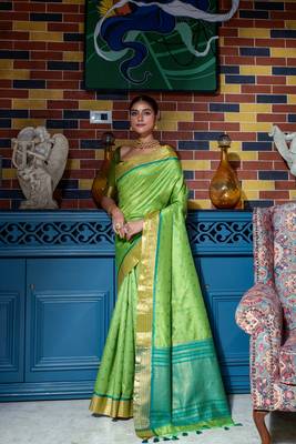 Soft Tusser Silk With All Over Bandhani Style Butti Weaves & Kantha Stich Border 1