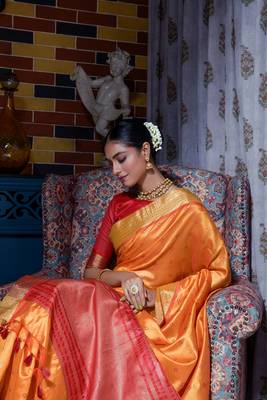 Soft Tusser Silk With All Over Bandhani Style Butti Weaves & Kantha Stich Border 3
