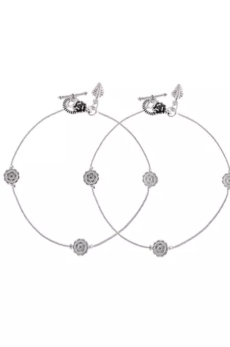 Floral charm anklet
