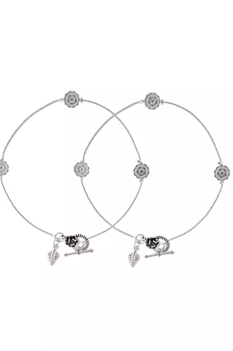 Floral charm anklet