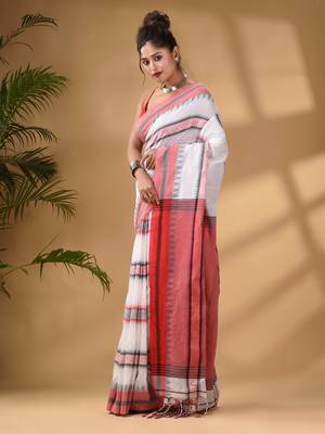 White Cotton Handwoven Soft Saree With Temple Border 3
