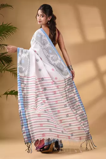 White Cotton Handwoven Saree With Paisley Border