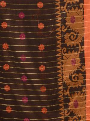 Brown Cotton Handwoven Saree With Paisley Border 5