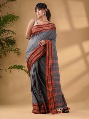 Grey Cotton Handwoven Saree With Texture Border 1