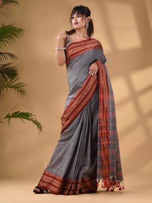 Grey Cotton Handwoven Saree With Texture Border 2