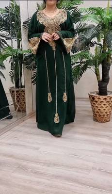 Green Zari Stone Work Georgette Islamic Style Beads Embedded Partywear Kaftan Long Gown Evening wear Dubai kaftan 4