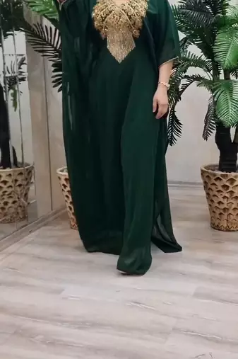 Green Zari Stone Work Georgette Islamic Style Beads Embedded Partywear Kaftan Long Gown Evening wear Dubai kaftan