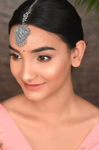 Silver plated oxidised handcrafted ghungroo maang tikka
