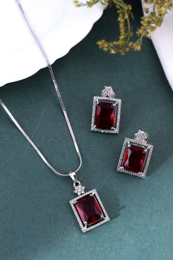 Silver plated ad jewellery set
