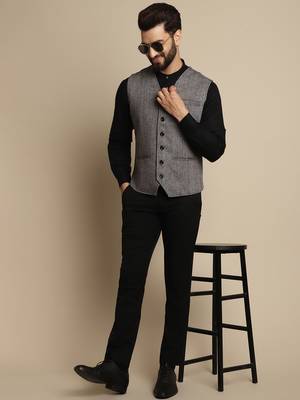 Woolen waiscoat with welt pockets 1