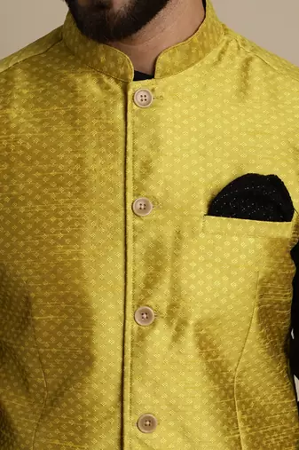 Mandarin collar waistcoat