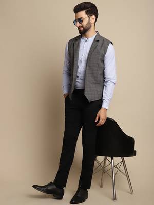 Waistcoat with notched lapel 1