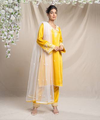 Yellow kurta set. 1