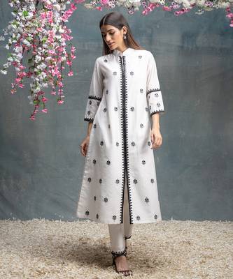 Ivory and black kurta pant set. 2