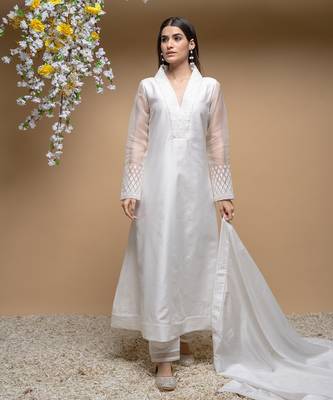 Ivory applique embroidered kurta set. 1