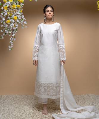 Ivory floral applique kurta set . 2