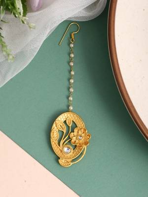 Gold plated traditional floral maang tikka 1