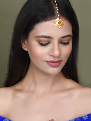 Gold plated traditional floral maang tikka 2