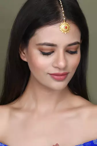 Gold plated traditional floral maang tikka