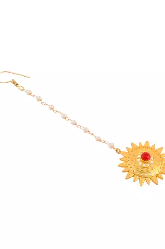 Gold plated traditional floral maang tikka