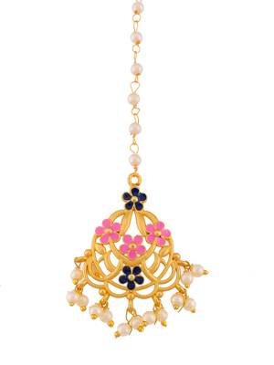 Gold plated kundan ethnic heavy maang tikka 4