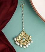 Gold plated handcrafted pearl maang tikka