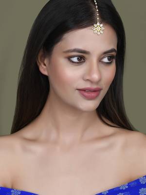Gold plated kundan floral maang tikka 2