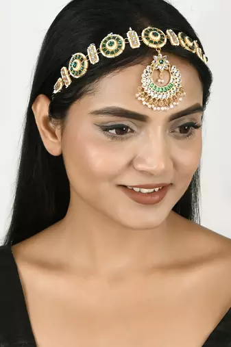 Gold plated kundan maang tikka head chain
