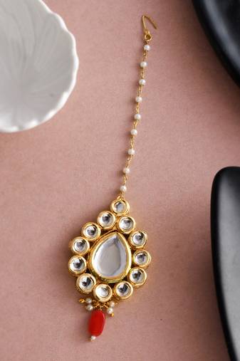 Kundan mangtikka