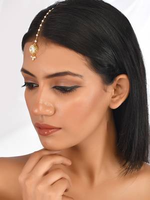 Gold plated kundan maangtika 2