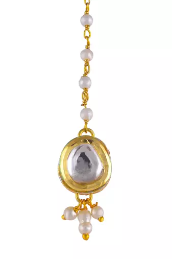 Gold plated kundan maangtika