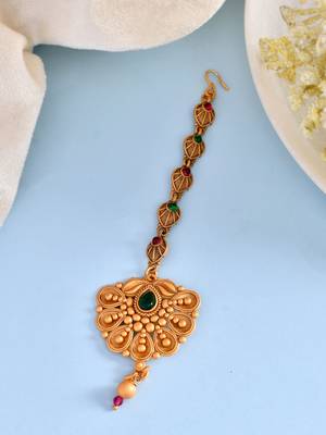 South indian gold plated maang tikka 1