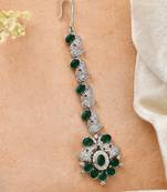 Traditional ad maang tikka