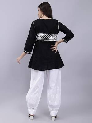 hand embroidered black cotton lucknow chikankari women kurta set 2