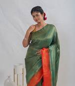 Green Mulberry Silk Saree With Blouse Piece