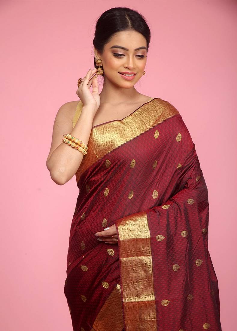 Maroon Kanjivaram Silk Saree With Blouse Piece