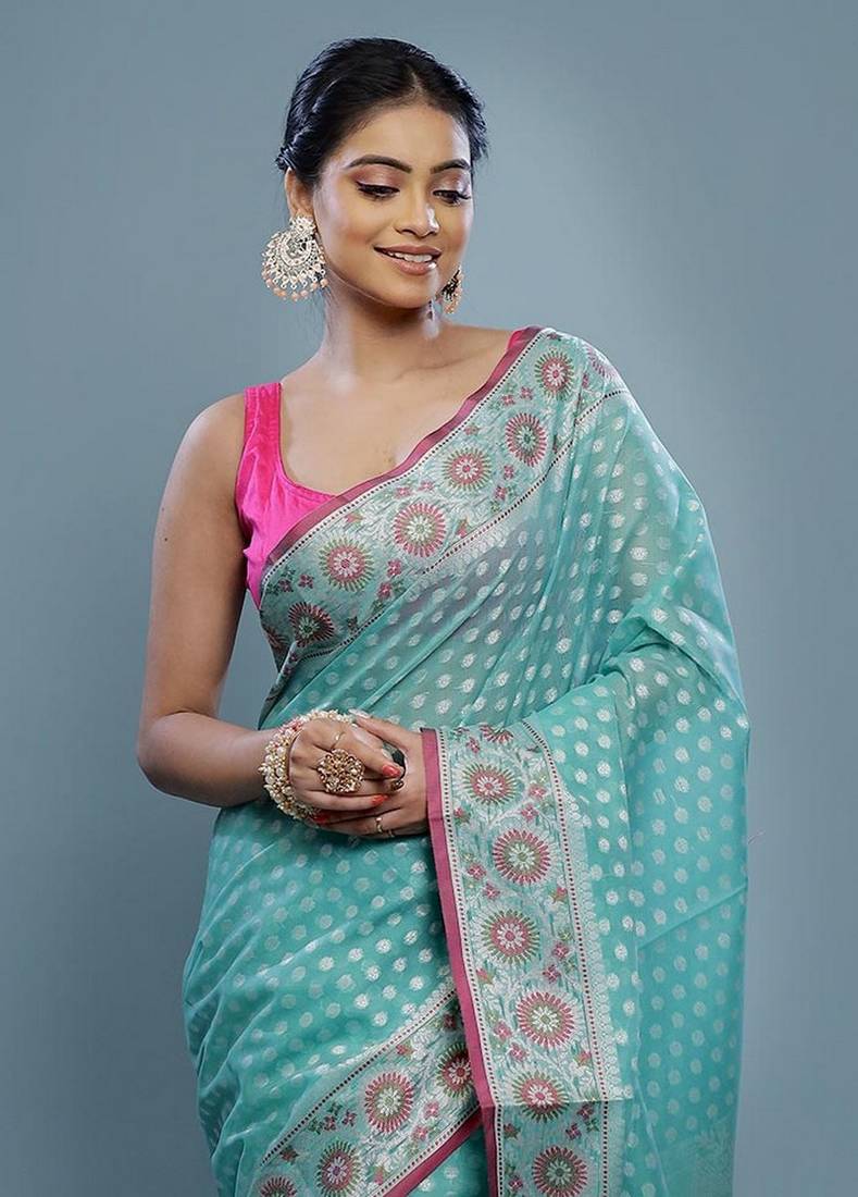 Blue Cotton Saree With Blouse Piece