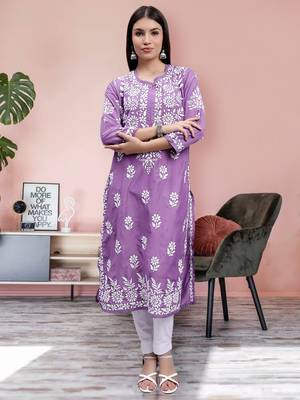 hand embroidered mauve muslin lucknowi chikan kurta 1