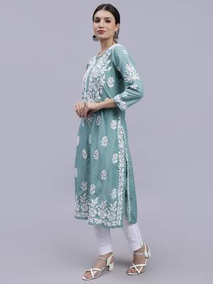 hand embroidered bottle green muslin lucknowi chikan kurta 2
