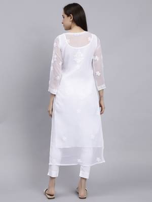 hand embroidered white georgette lucknowi chikan kurta with slip 5