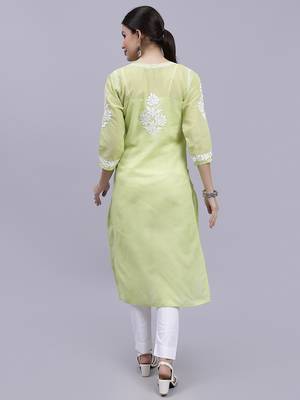 hand embroidered green terivoil cotton lucknowi chikan kurta 5