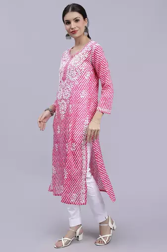 hand embroidered pink mal-mal lucknowi chikan kurta