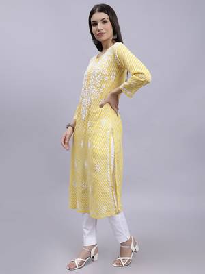 hand embroidered yellow mal-mal lucknowi chikan kurta 2