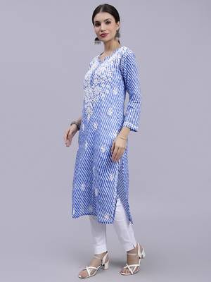 hand embroidered dark blue mal-mal lucknowi chikan kurta 2