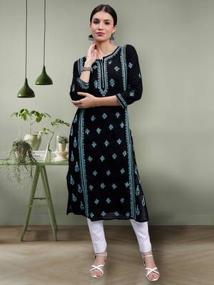 hand embroidered black cotton lucknowi chikan kurta 1