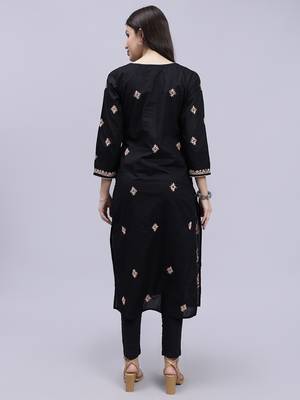 hand embroidered black cotton lucknowi chikan kurta 5
