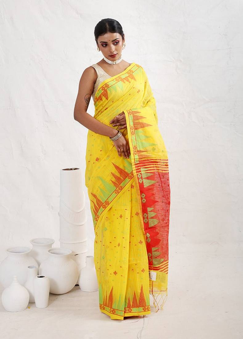 Yellow Matka Silk Saree With Blouse Piece